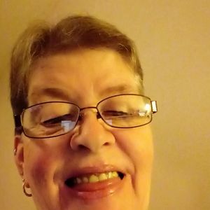 Meet your Posher, Constance